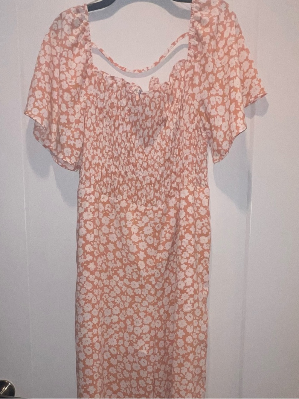 Aydin Los Angeles Peach Floral Smocked Romper/Jumpsuit Flutter Sleeve Size L